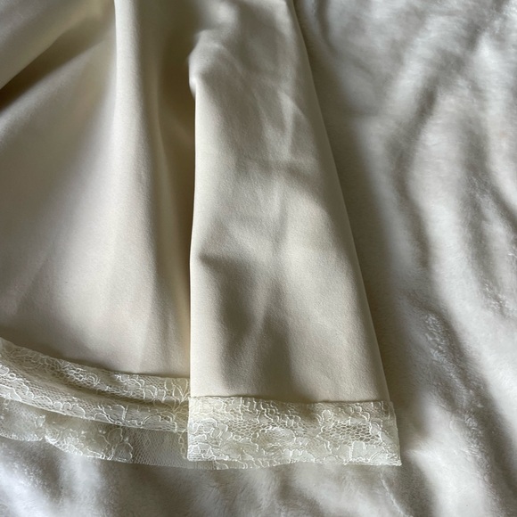 Maje Riratoire Ivory Lace Detail mini dress - Picture 7 of 13